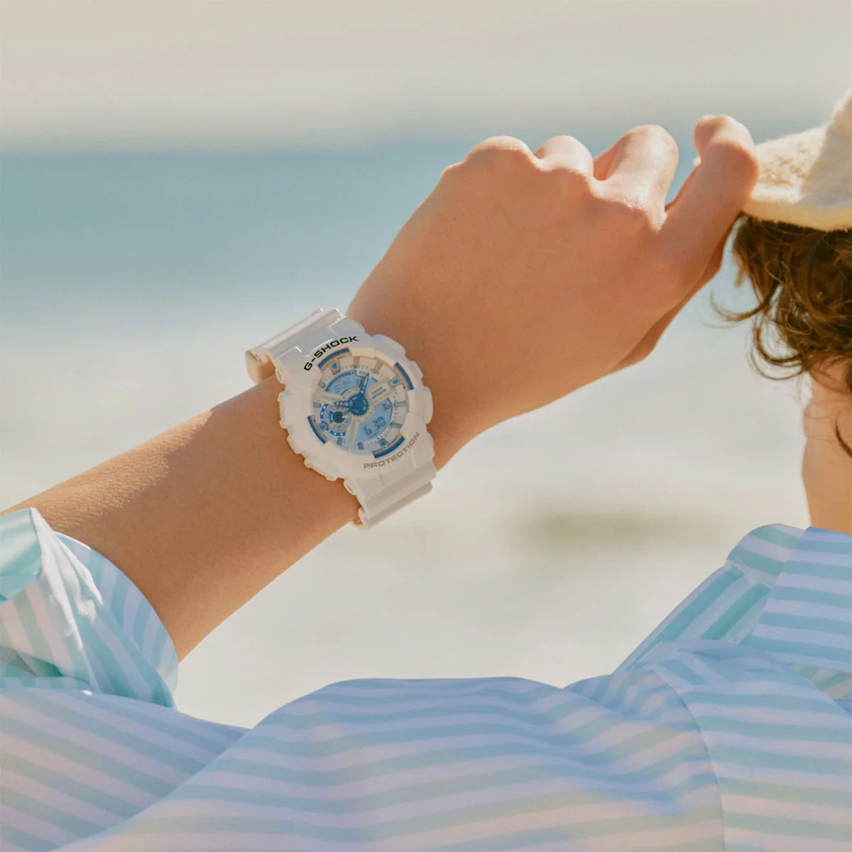 G-Shock - Analog-Digital White and Blue